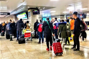 マルタ空港内の手荷物受取所