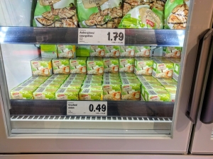 マルタ留学中にオススメの格安スーパーLidlで販売されていた冷凍みじん切り玉ねぎ
