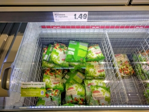 マルタ留学中にオススメの格安スーパーLidlで販売されていたミネストローネ用冷凍野菜