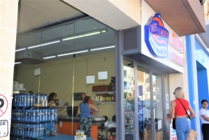 マルタ留学穴場の街St Paul's Bayにある精肉店