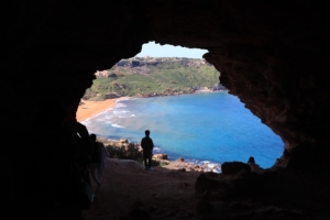 マルタはゴゾ島のTal-Mixta Cave